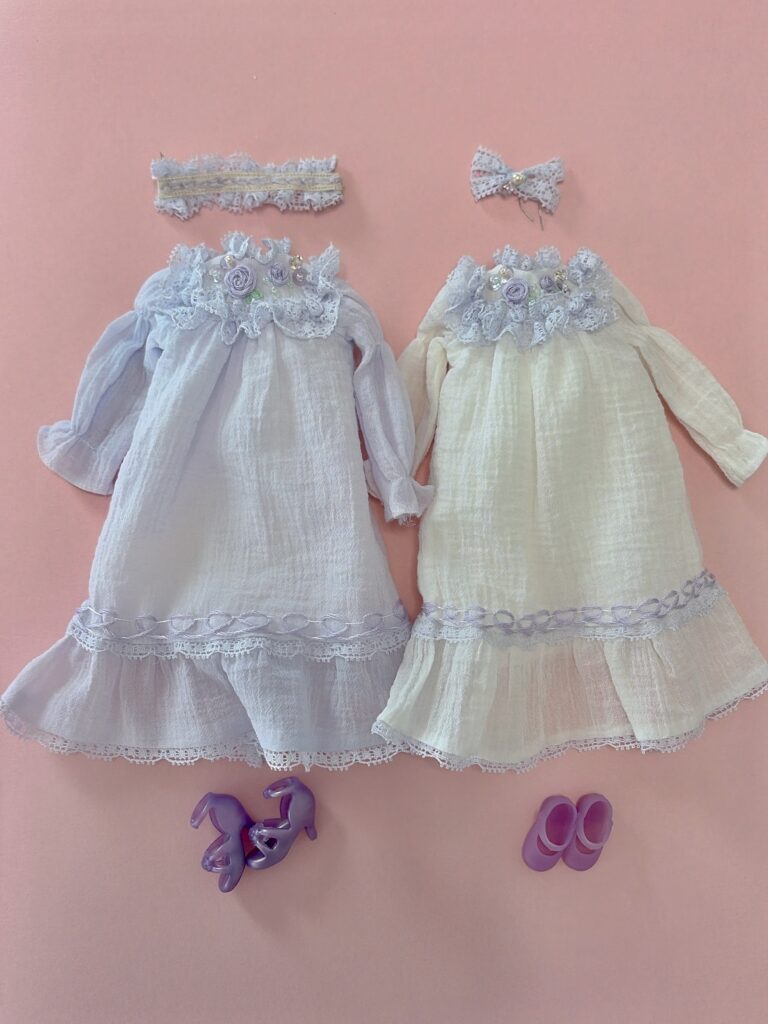 リカちゃん用刺繍ワンピース